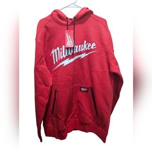 Milwaukee XL Red